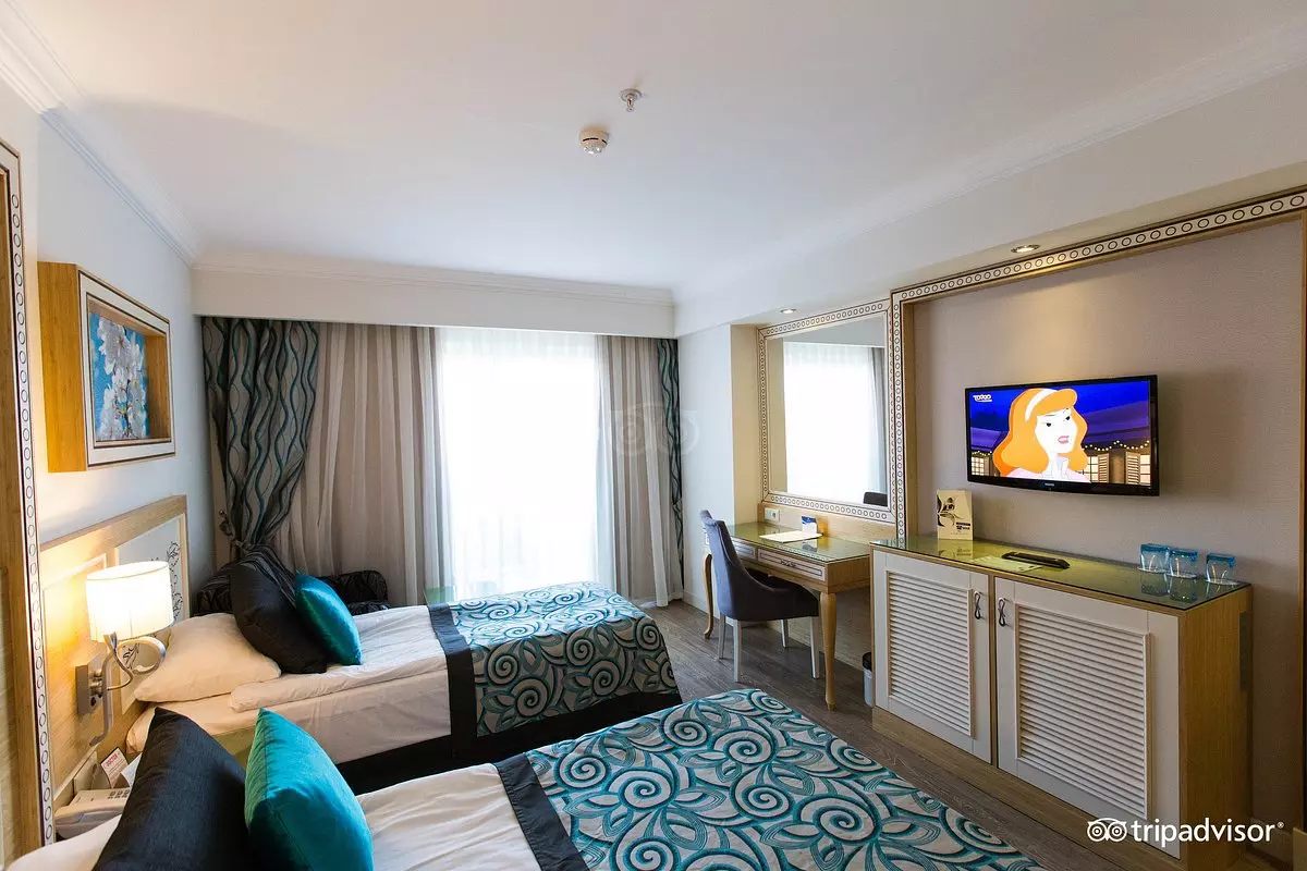 هتل کریستال واتر ورد آنتالیا